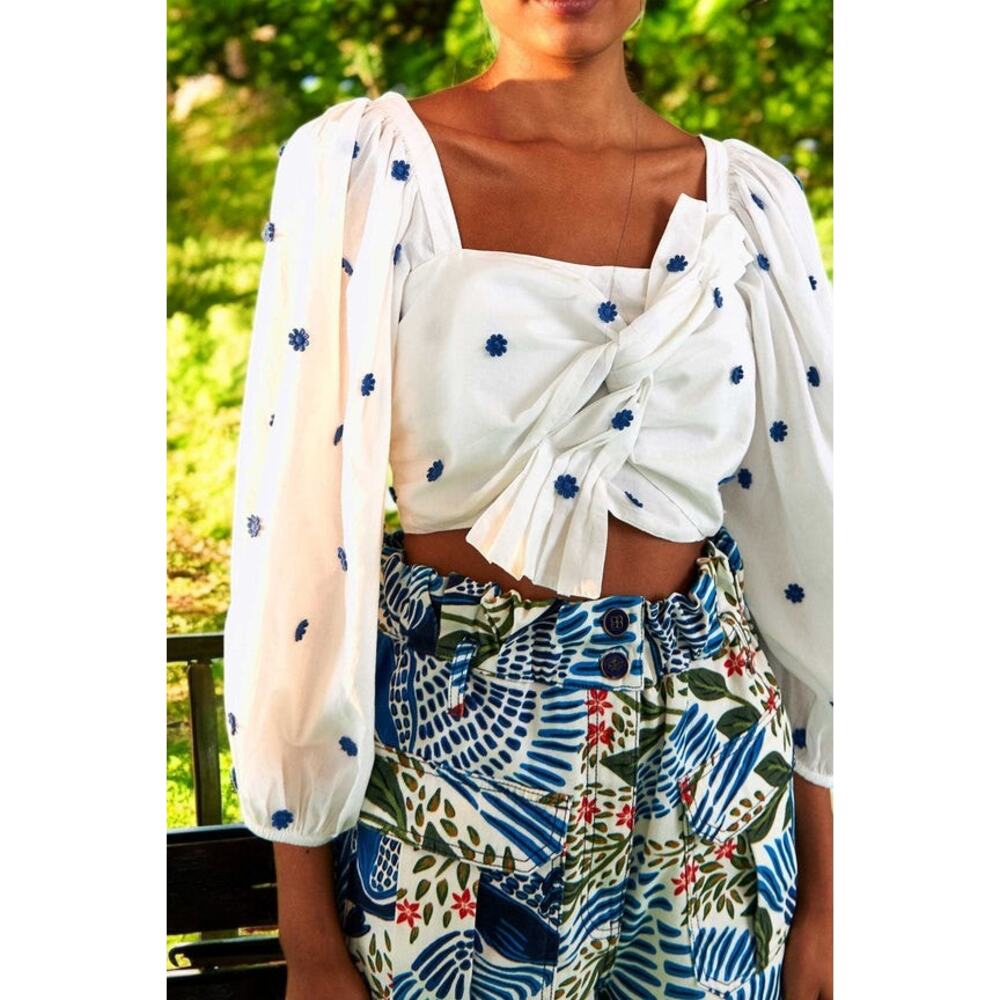 NEW FARM RIO Blue Flowers Long Sleeve Crop Top Size: XL